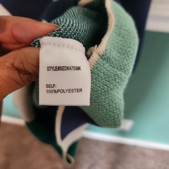 Green Fitted Long‎ Sleeve Sweater Dress Womes Size MEDIUM - Picture 5 of 8